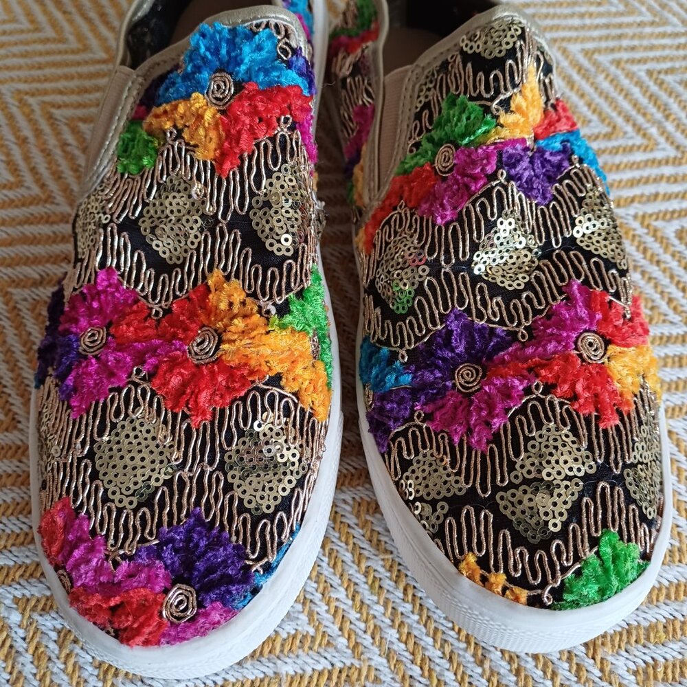 Stunning Wanted Renoir Colorful Embroidered Sequins Slip On Shoes Size 7 - Picture 10 of 11